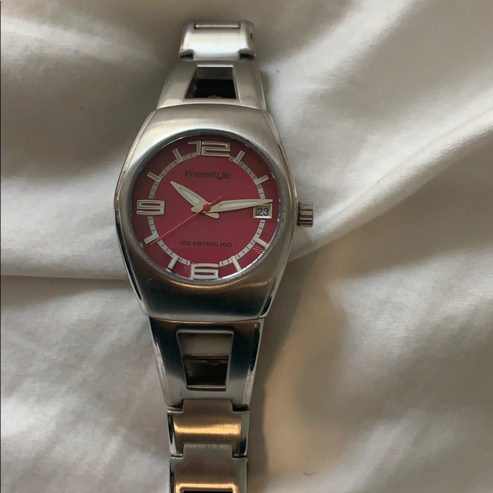 Freestyle 709 silver & pink wrist watch